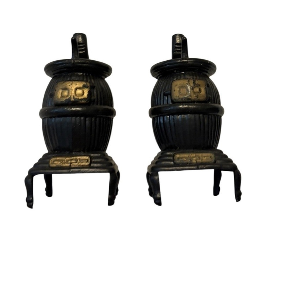 Salt and Pepper Shakers Potbelly Stove Vintage Black Gold Plastic Novelty